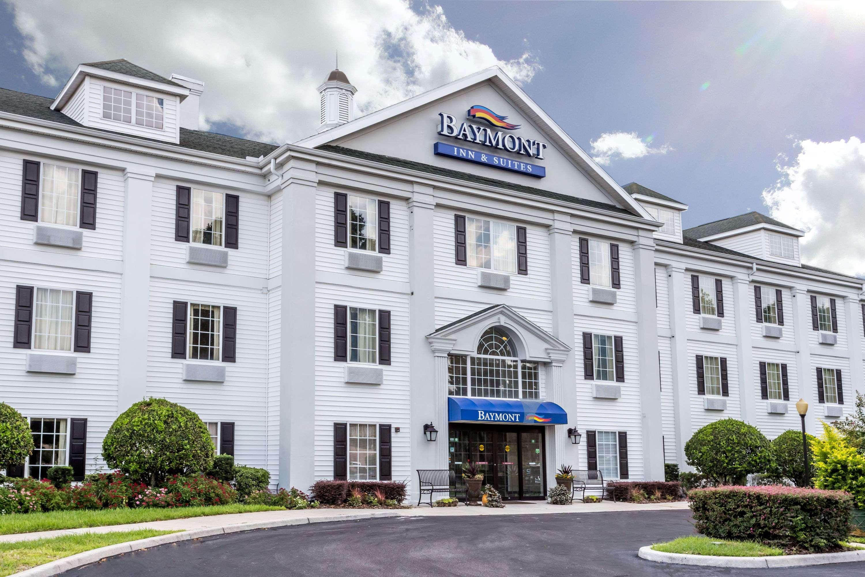 Baymont By Wyndham Lakeland Hotel Exterior foto